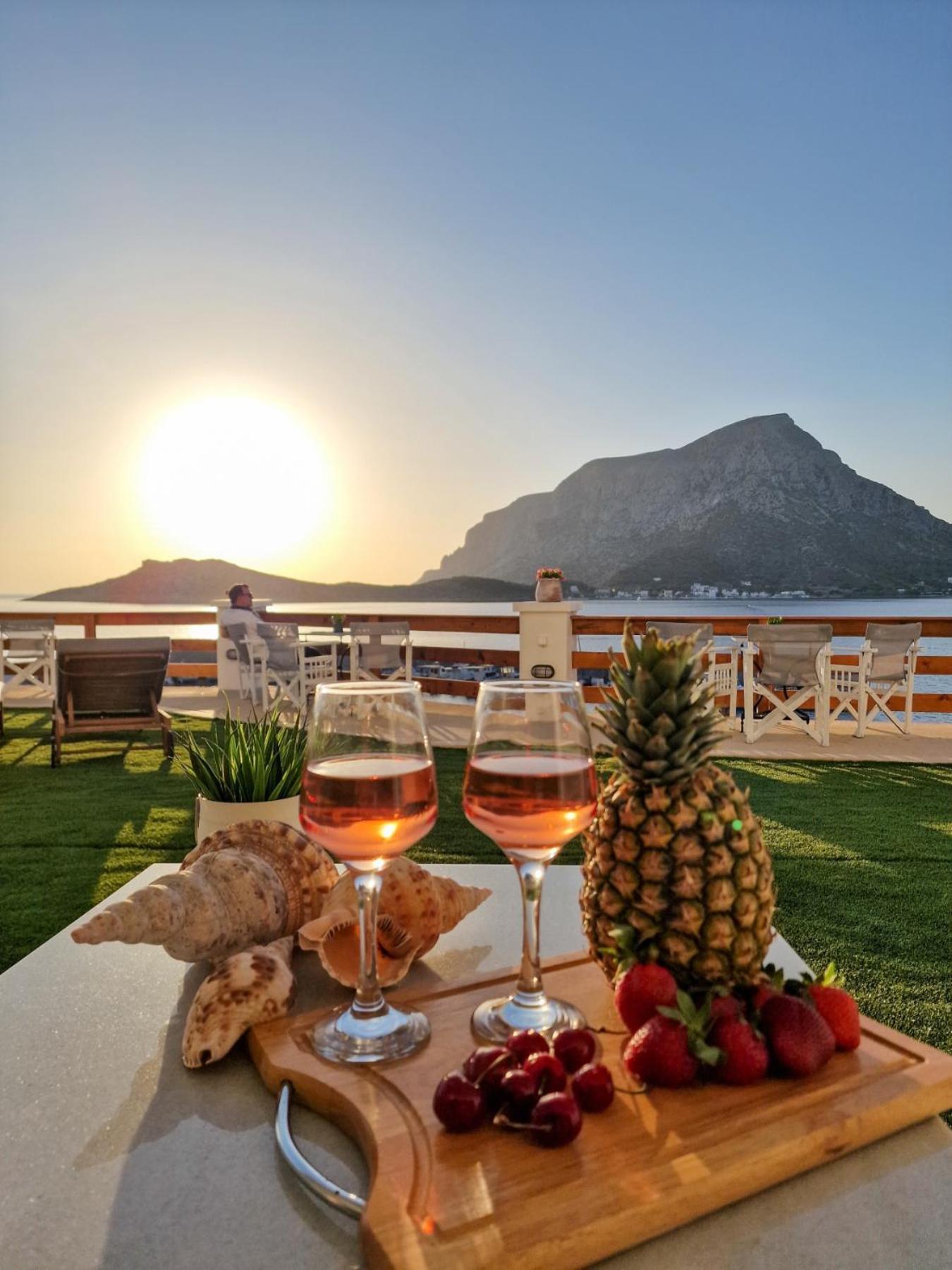 Australia Apartments Kalymnos Town Bagian luar foto